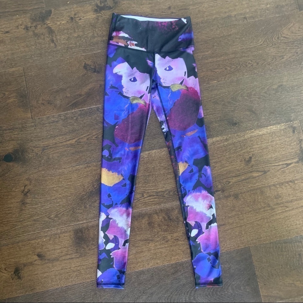 NWOT Noli Active athletic leggings